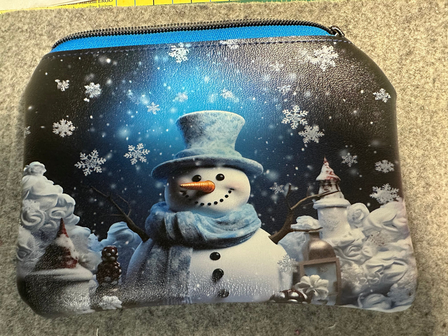 Small Accessory Bag  Snowman (4x6)