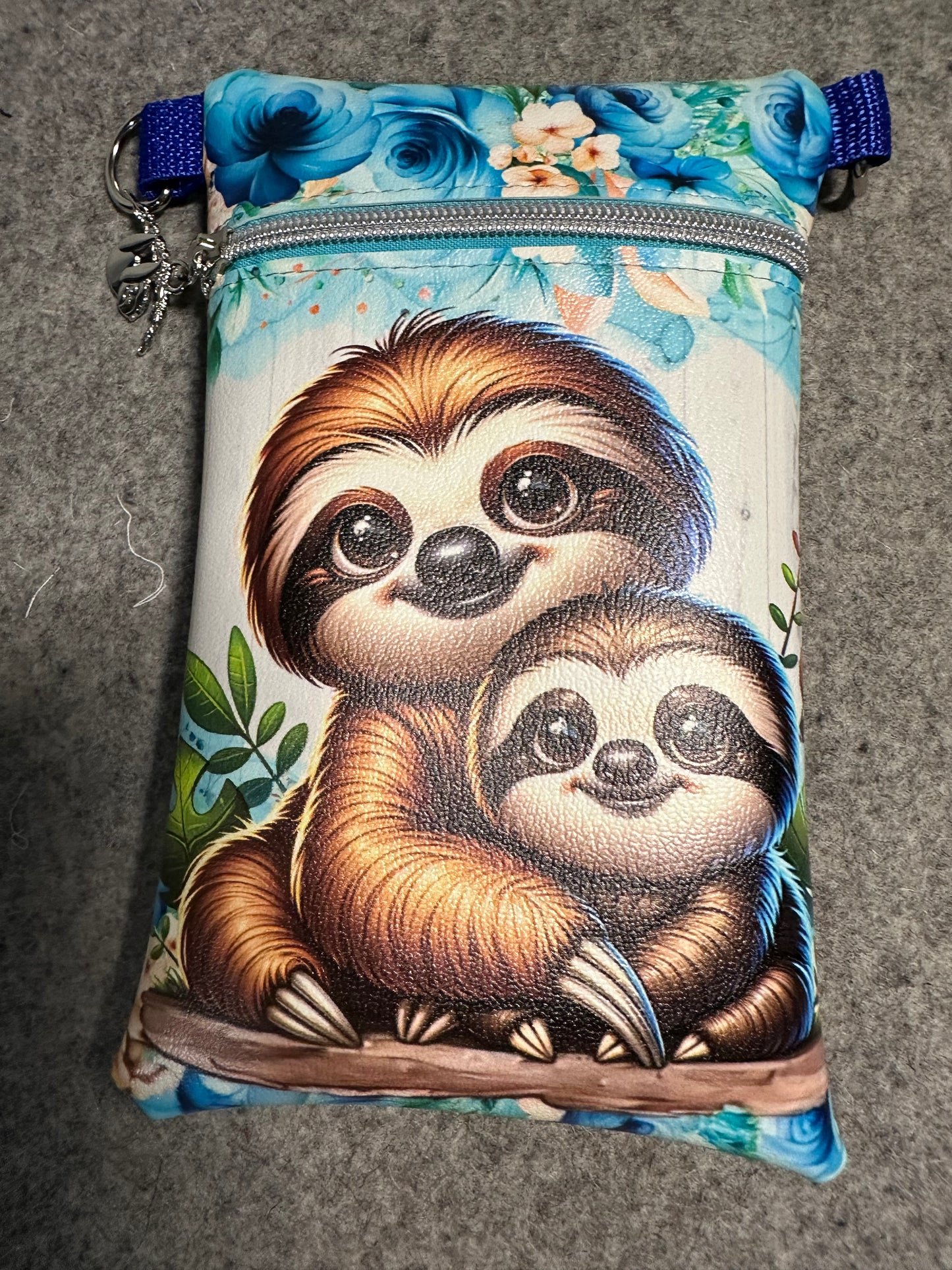 Medium Sloth Crossbody (6x9)